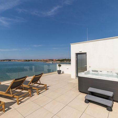 Aqua Blue By Belmont Realty Apartment Привлака Екстериор снимка