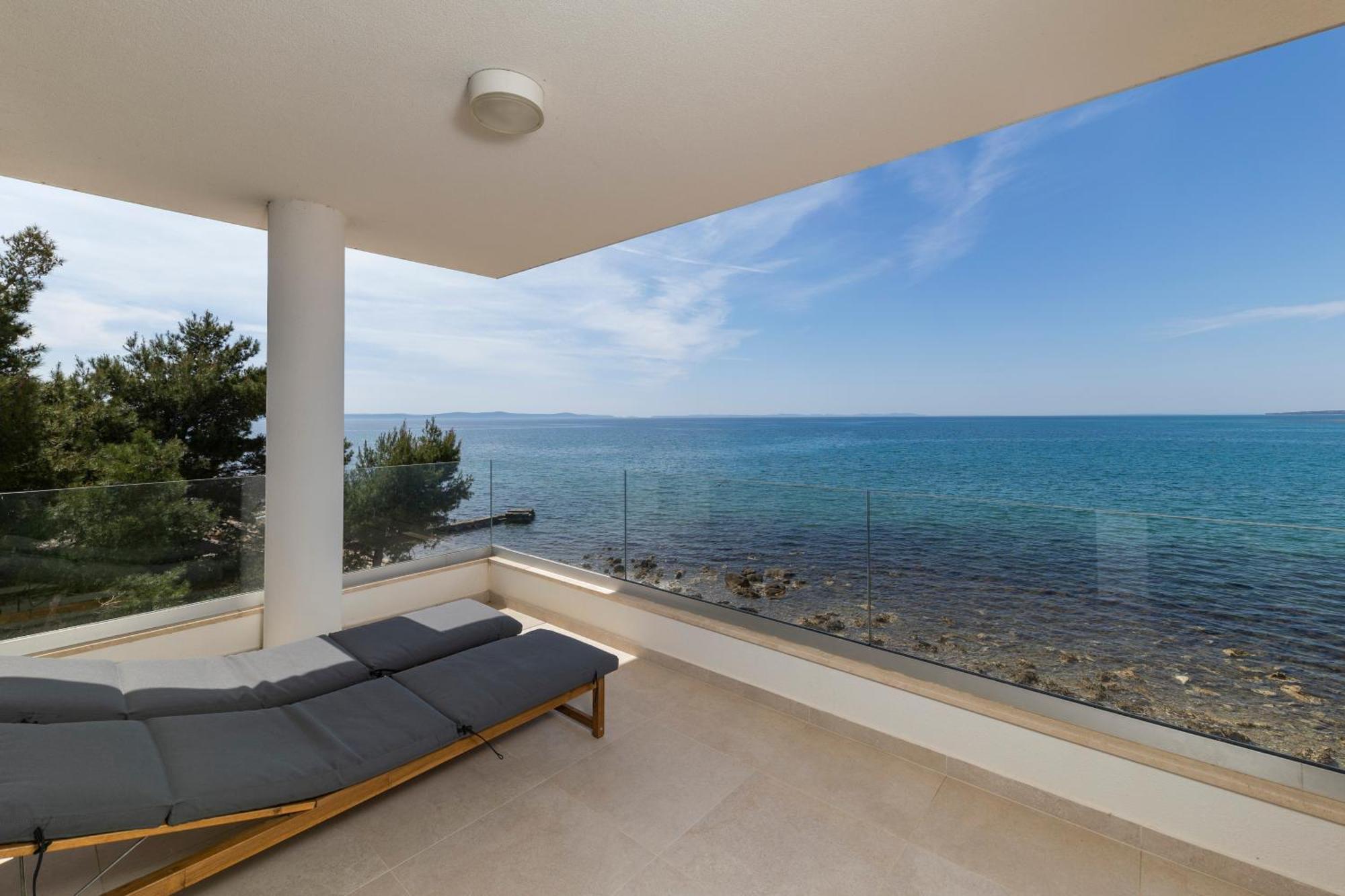 Aqua Blue By Belmont Realty Apartment Привлака Екстериор снимка