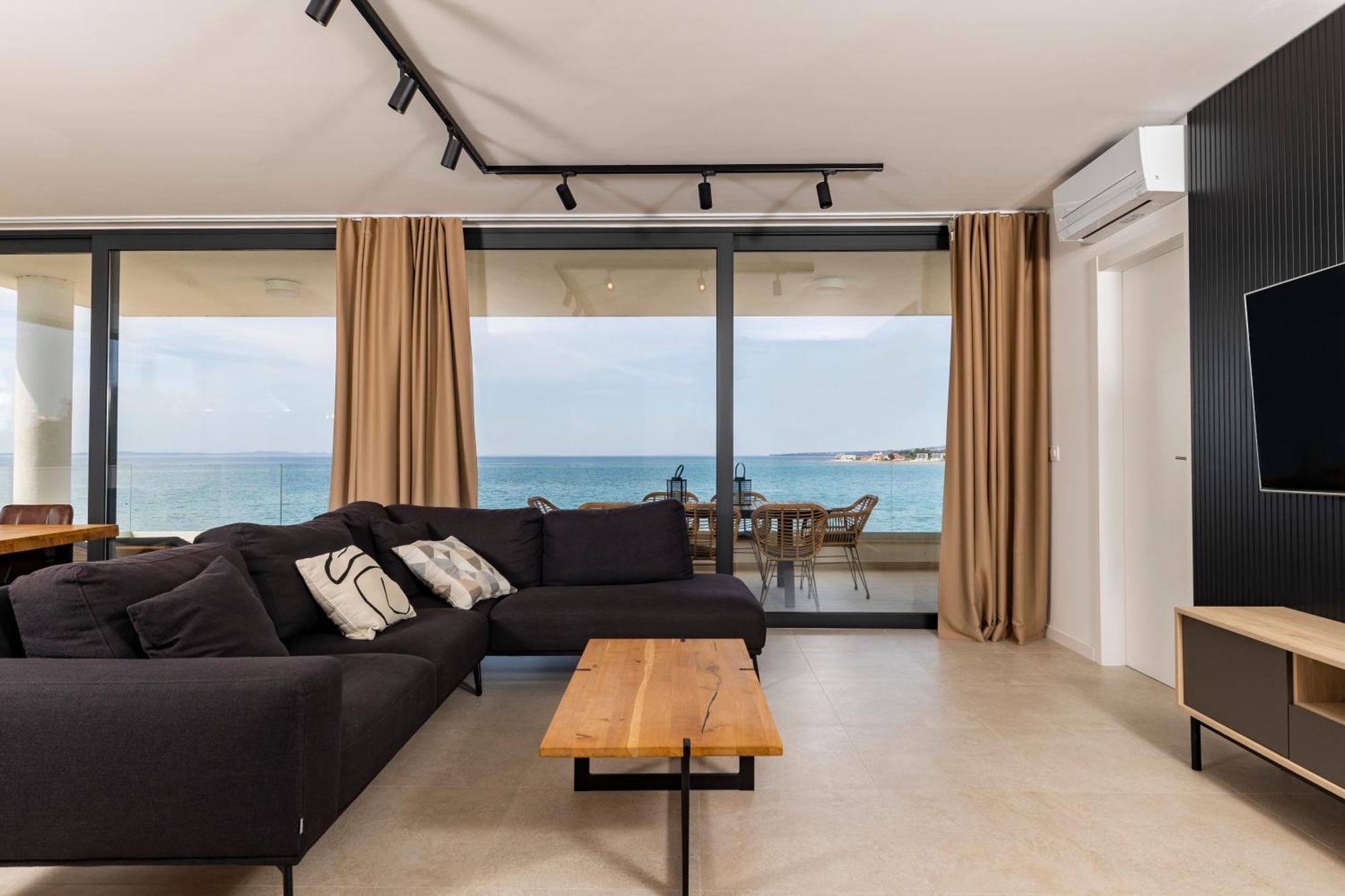 Aqua Blue By Belmont Realty Apartment Привлака Екстериор снимка