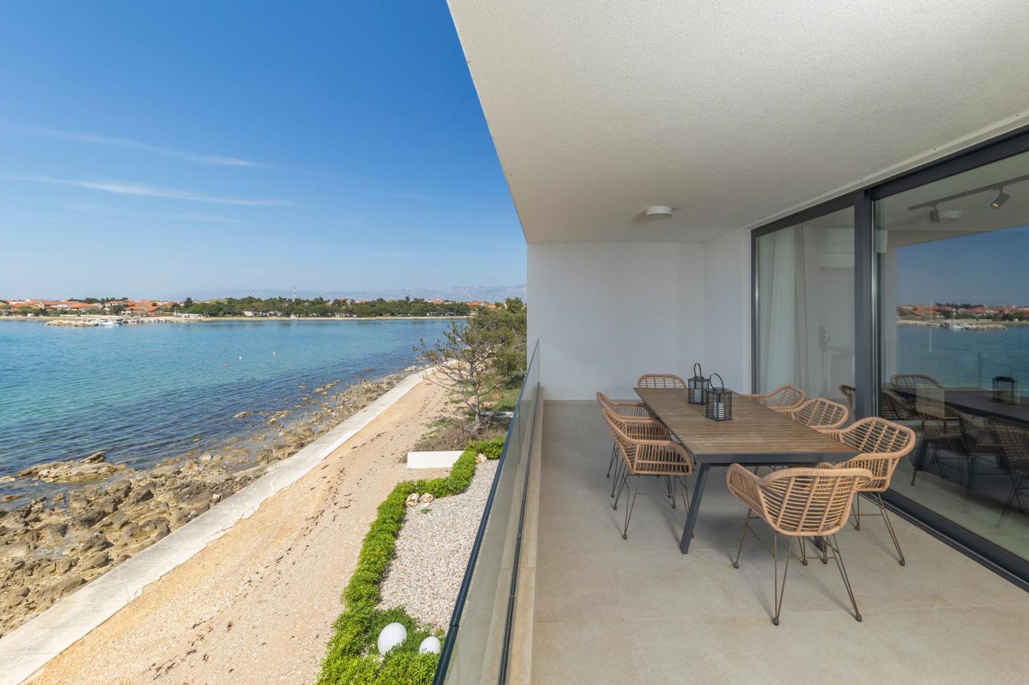 Aqua Blue By Belmont Realty Apartment Привлака Екстериор снимка