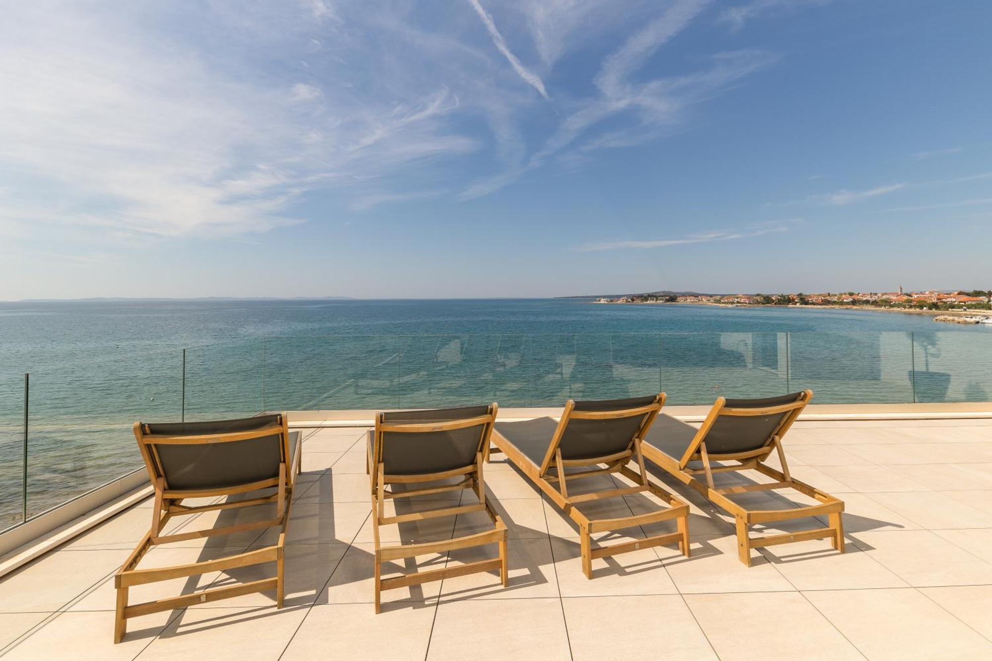 Aqua Blue By Belmont Realty Apartment Привлака Екстериор снимка