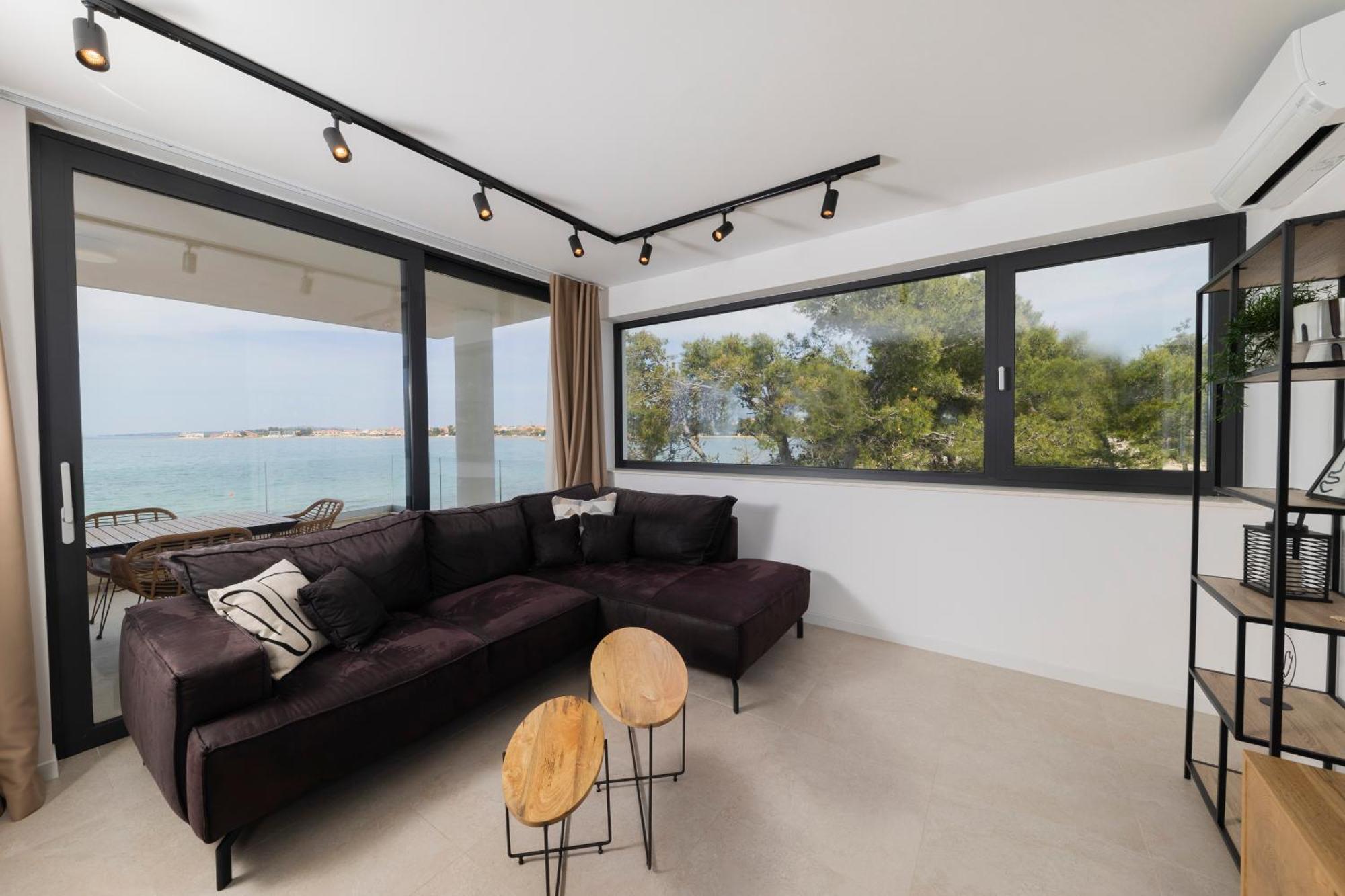 Aqua Blue By Belmont Realty Apartment Привлака Екстериор снимка