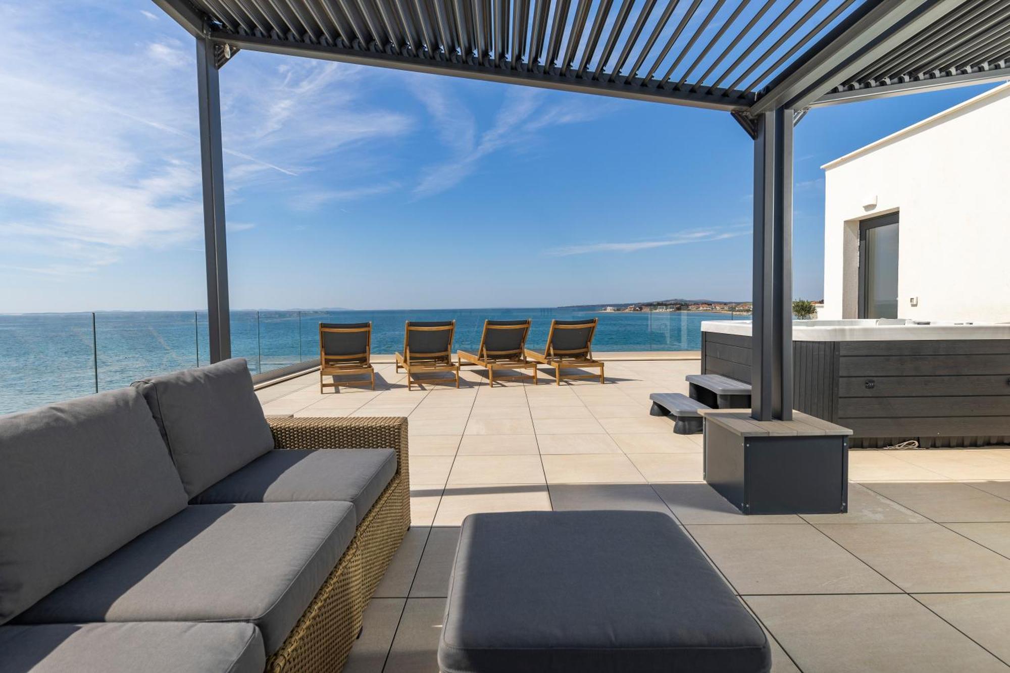 Aqua Blue By Belmont Realty Apartment Привлака Екстериор снимка