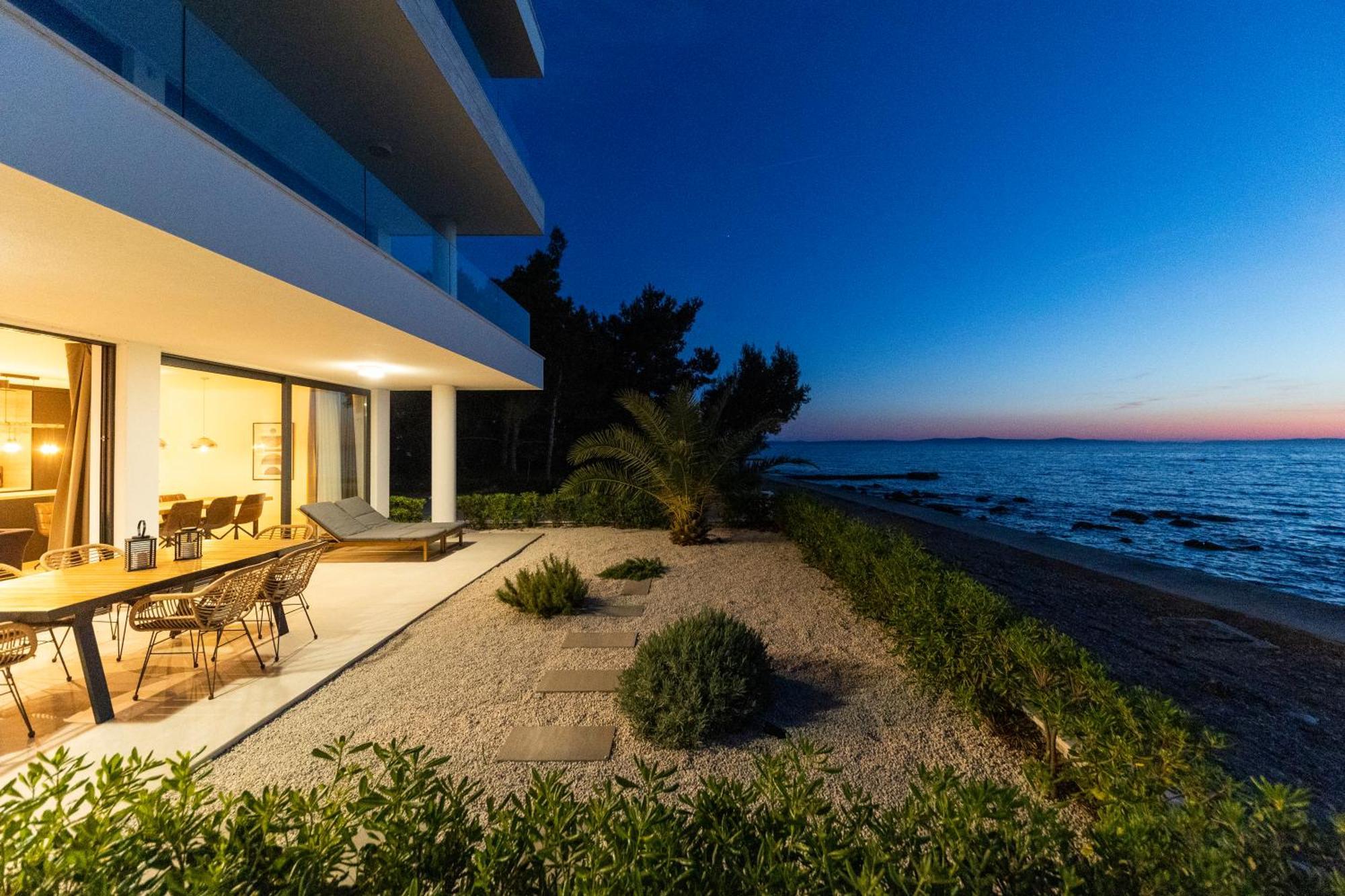 Aqua Blue By Belmont Realty Apartment Привлака Екстериор снимка